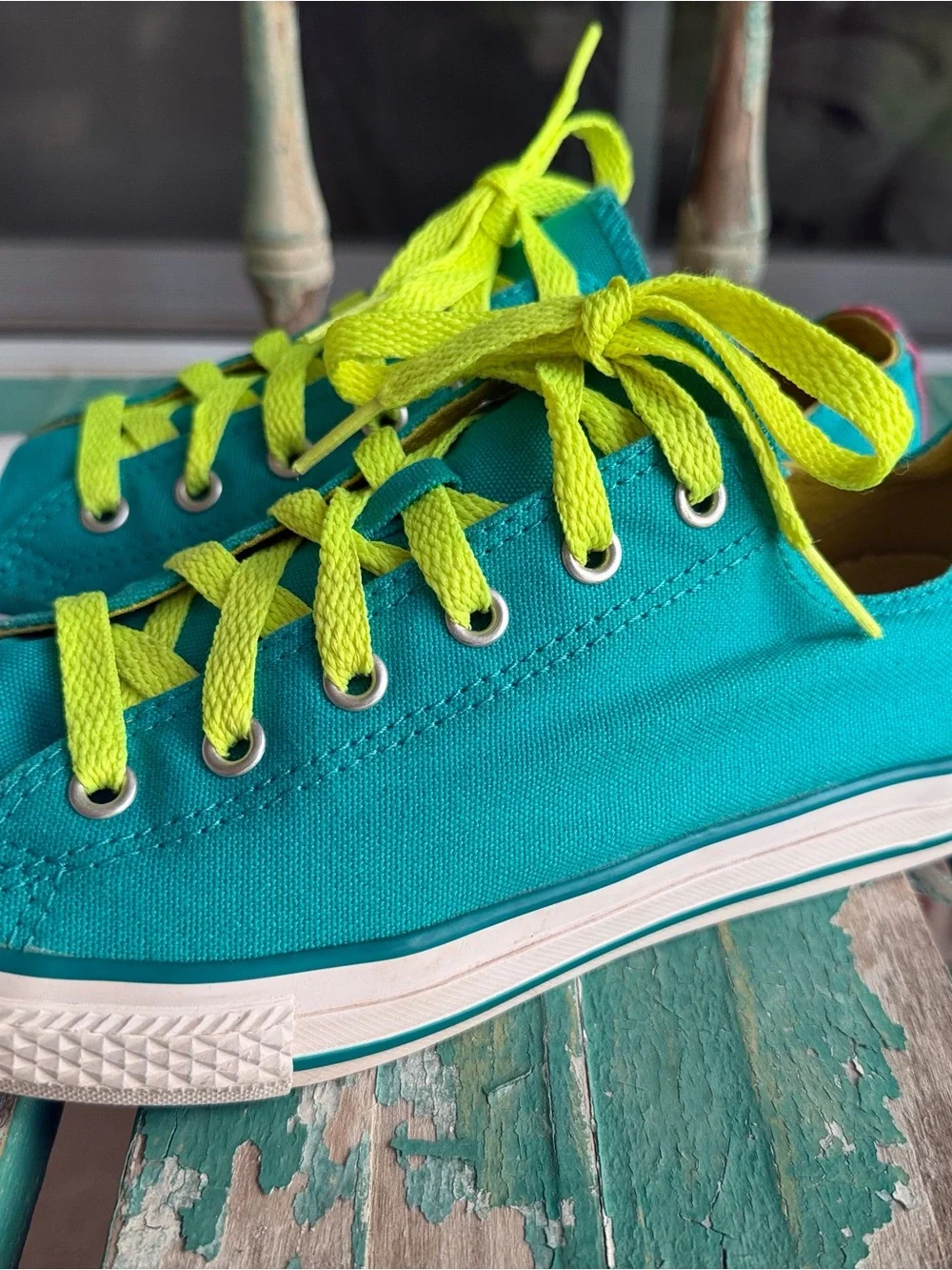 Converse Kids Teal Canvas Sneakers with Neon Yellow Laces Sz 5